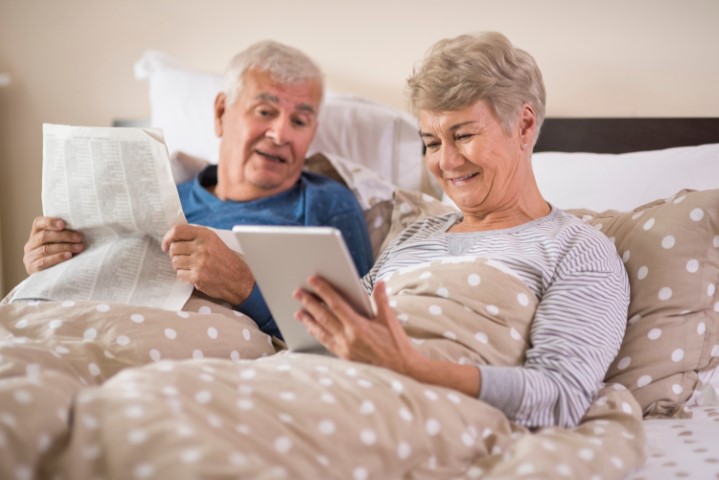 Optimaal slapen naarmate je ouder wordt: tips voor een rustgevende nachtrust